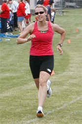 ElizabethR.jpg (43245 bytes)